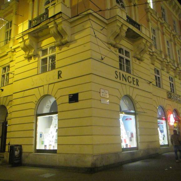 Meet your Posher, Rebecca - Picture 1 of 1